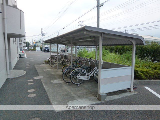 グランメール千本Bの玄関写真
