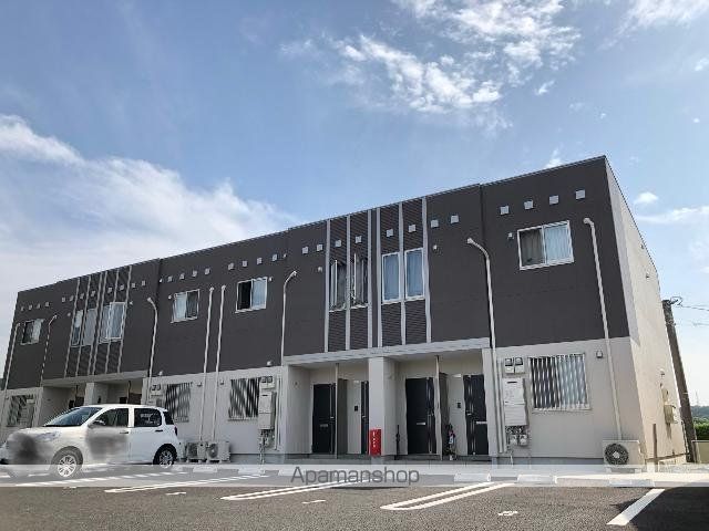 プラムブロッサムの玄関写真