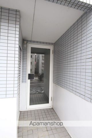 アーバンコート812の玄関写真