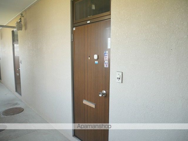 マンションなかのの玄関写真