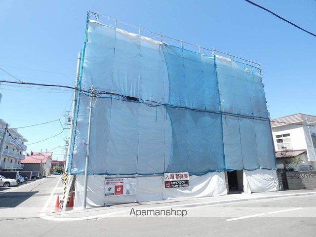 TAーRIーRU学園前の外観写真