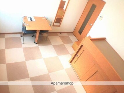 レオパレスＹＯＵＴＯ[1K/28.15m2]のリビング・居間2