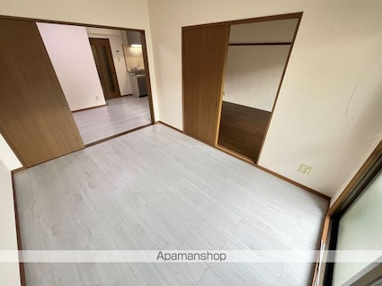 ヴィラアンドゥミル[3DK/56.1m2]の内装3