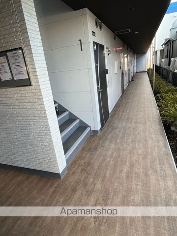 ST.RESIDENCE 七道の玄関写真