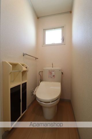 ロイヤルハイツ山上 A棟の内装写真
