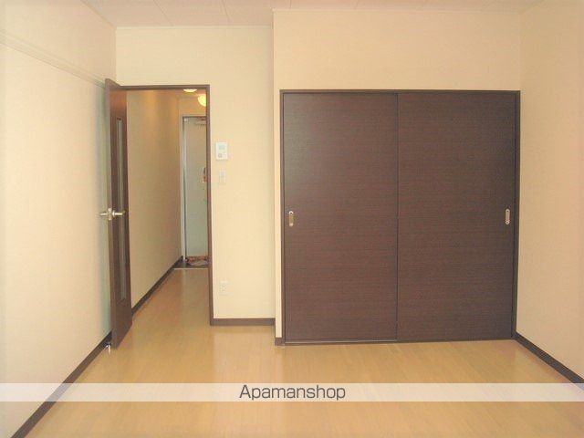 レオネクスト上南三の内装写真