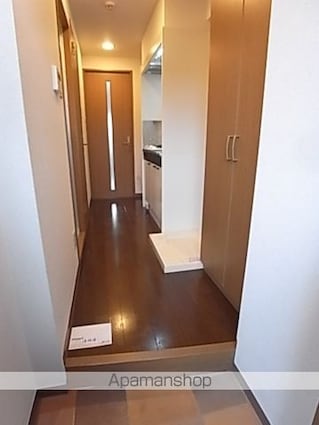 ピュアⅤ[1K/24.08m2]の玄関