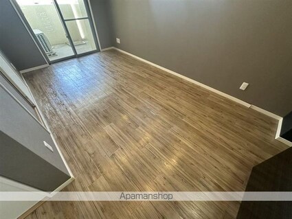 ラ・プリメール上之屋[1R/30.02m2]のリビング・居間2