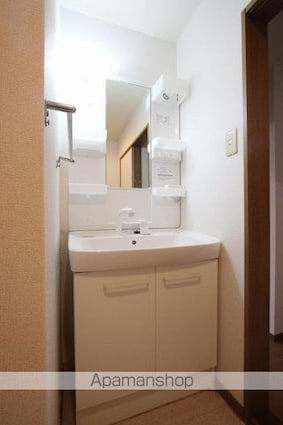 ニューエルディム裕Ⅰ[2LDK/67.36m2]の洗面所