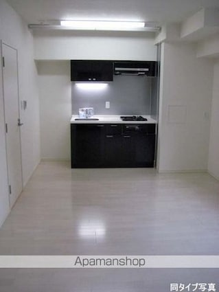 コンフォリア上野広小路[1LDK/34.66m2]のリビング・居間1
