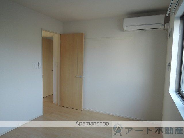 メイクロードIIIの内装写真