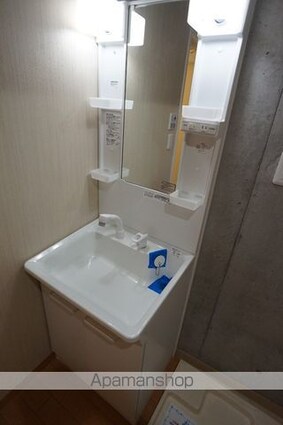 東京都新宿区須賀町[1K/22.84m2]の洗面所