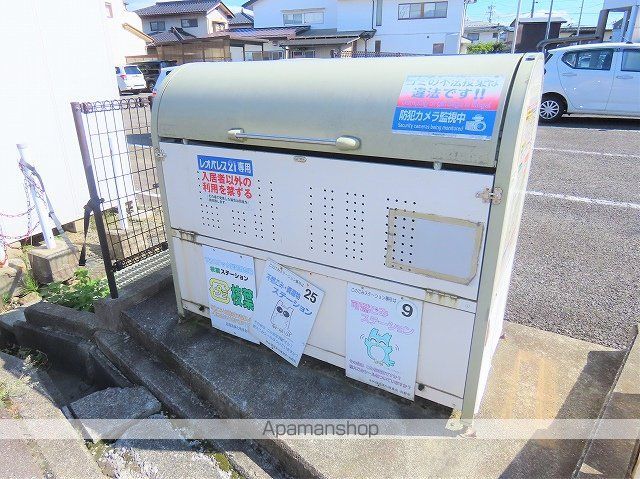レオパレス中御所の内装写真