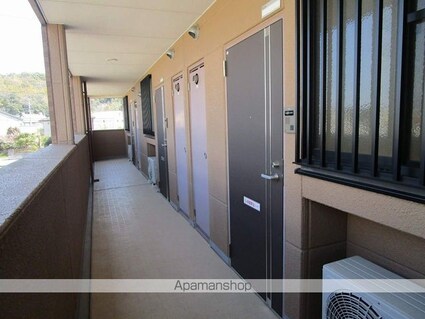 レジデンス城西Ⅱ[2LDK/54m2]のエントランス1