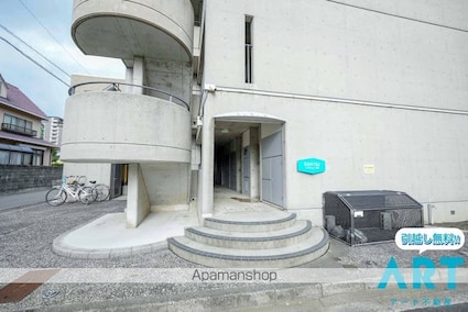 スミタスヴィレッジ道後[1R/21m2]のエントランス2