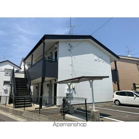 Surplus沖の外観写真