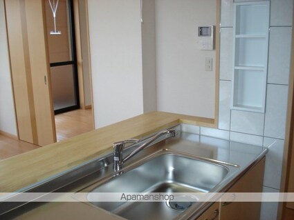 ウイングコート[2LDK/54m2]のキッチン1