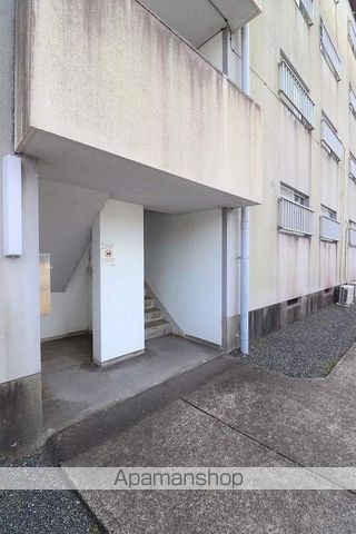 サルヴァトーレ寿の玄関写真