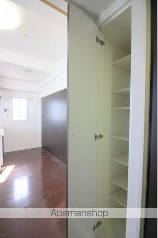 フォレステージュ西本町の内装写真