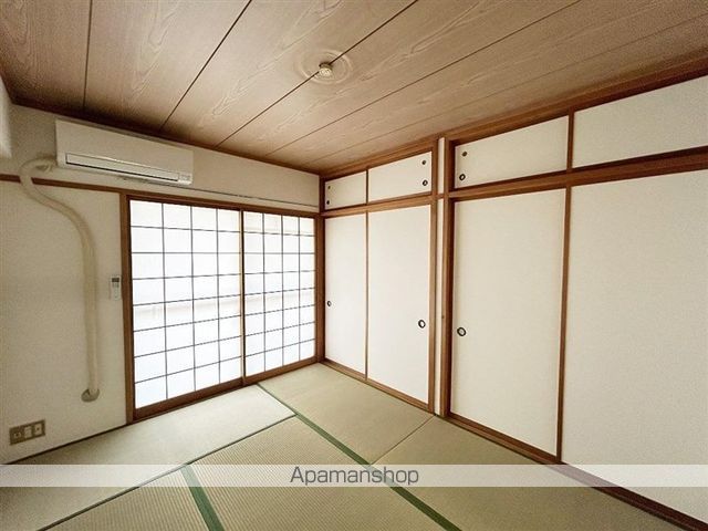 エフ・フラッツ駅前マンションの内装写真