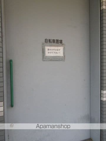 オリエンタルコート大友の玄関写真