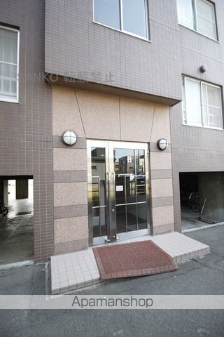 メゾンドゥプラトーの玄関写真