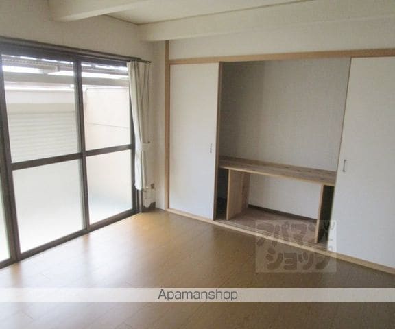 紫野上築山町貸家38-1の内装写真