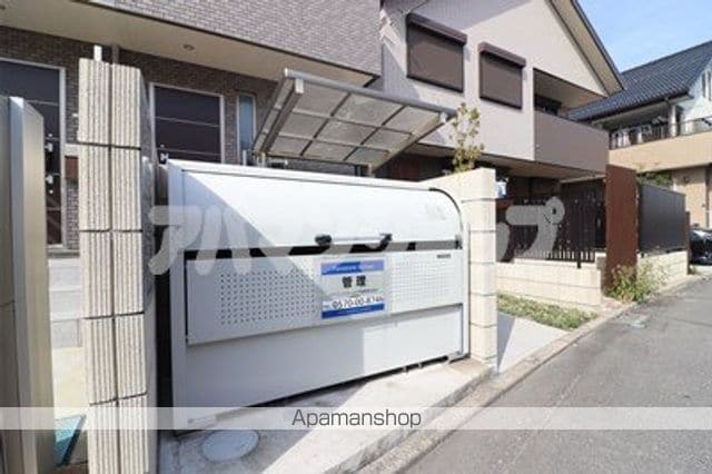 カーサセレーナの玄関写真