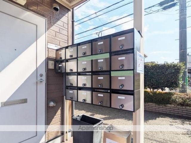 アモルファ アルファの玄関写真