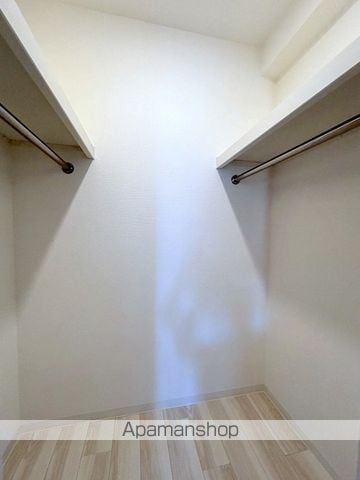 ライジングメゾンHOMMACHIBASHIの内装写真