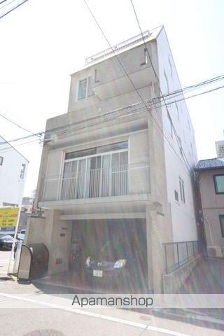 ポポラートヴィラの外観写真