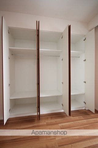プランズタワーウェリス心斎橋ノースの内装写真