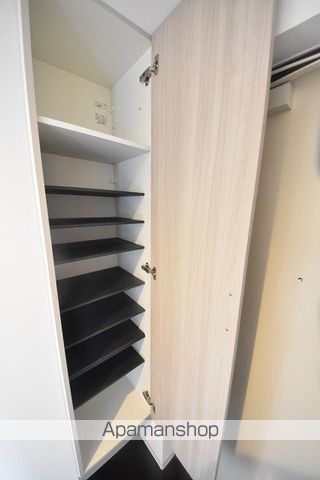 スリーナインXYの内装写真