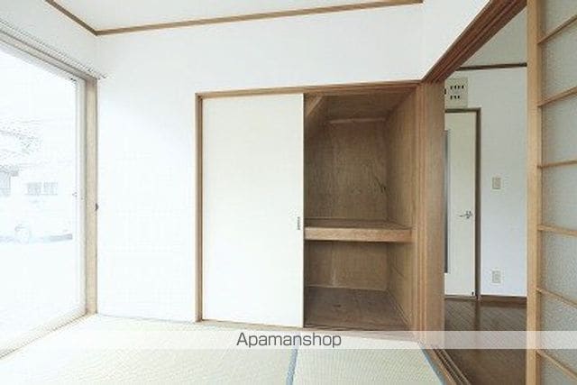 メゾネット花尻の内装写真