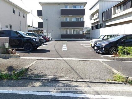 和歌山県和歌山市和歌浦東２丁目[1LDK/42.79m2]の駐車場2
