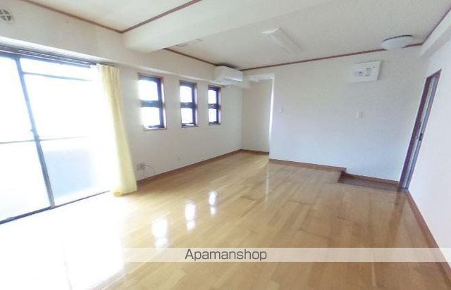 Apartment PONOの内装写真