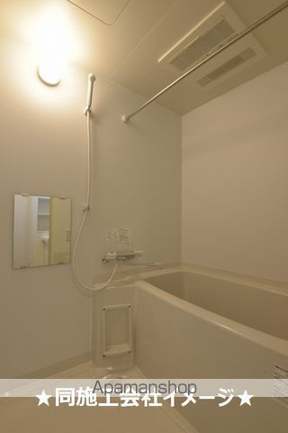 ミカエルアルファの内装写真