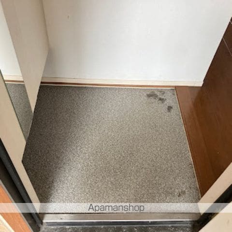 JUMEIRAH Bの内装写真
