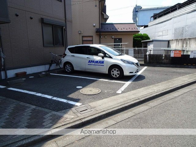 【昭島市田中町のアパートの写真】