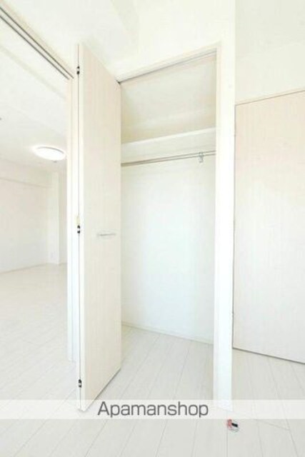 ＰＲＥＭＩＵＭ　ＣＵＢＥ　両国ＤＥＵＸ[1LDK/43.95m2]の収納