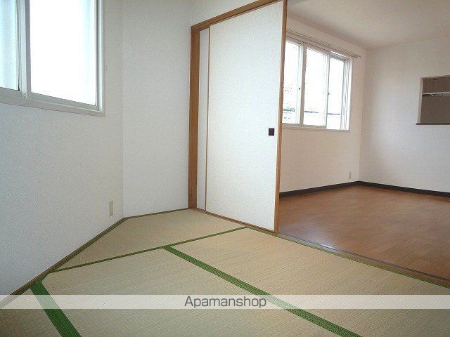 クレストール四番館の内装写真
