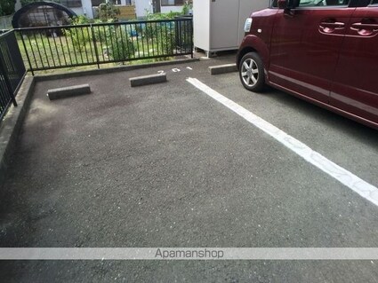 サンライズ　フジ[2LDK/53.87m2]の駐車場