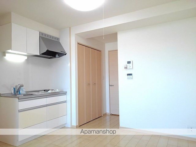 グランアベニューIIIの内装写真
