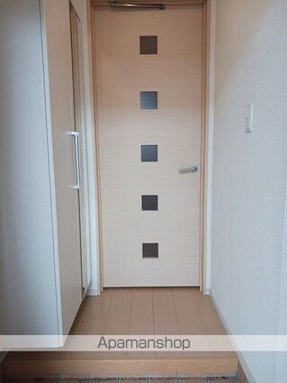 和歌山県和歌山市朝日[1LDK/45.77m2]の玄関