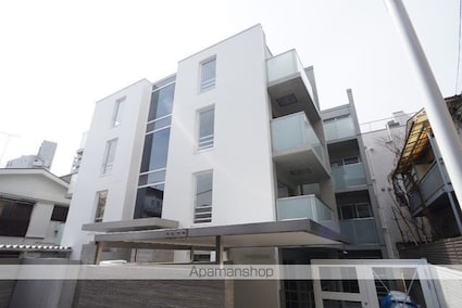 アレーロ北参道[1R/26.42m2]の外観2