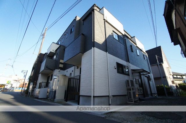 ルストーレ白岡の外観写真