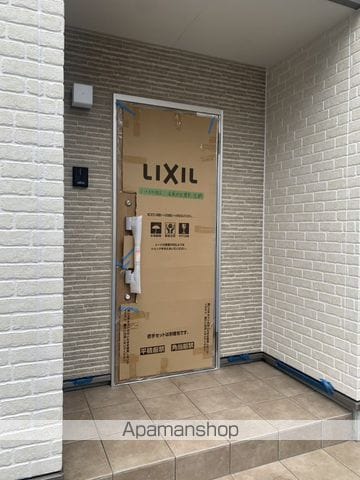 さいたま市緑区 2階建 新築の玄関写真
