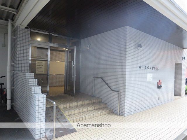 パークサイド薬院の玄関写真