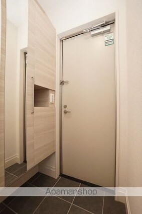 マーメゾン新福[2LDK/58.25m2]の玄関