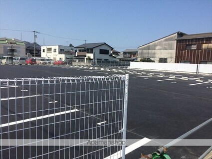 ＫＴＳパーキング[駐車場]の玄関